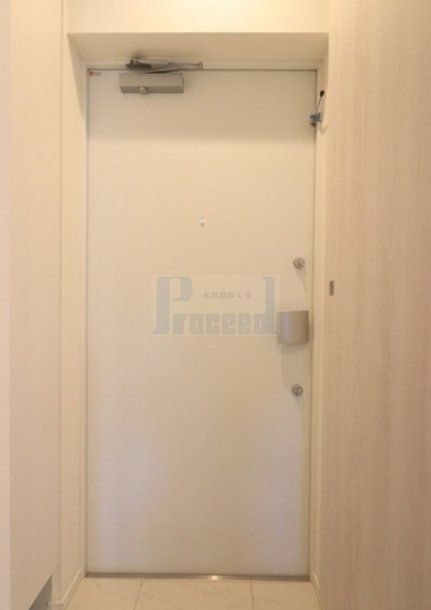 玄関　広々とした玄関部分