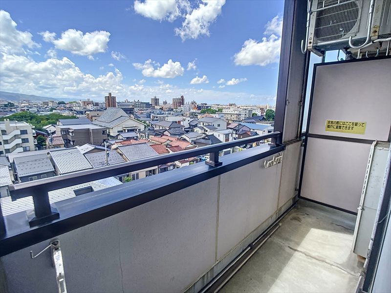 バルコニー　※写真は同物件の別部屋です