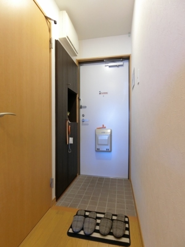 玄関　図面と現状に相違がある場合には現状を優先