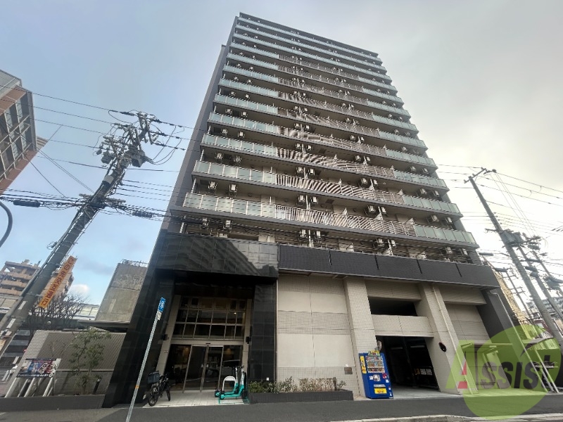 建物外観　シンプルモダンなデザインの高級マンション