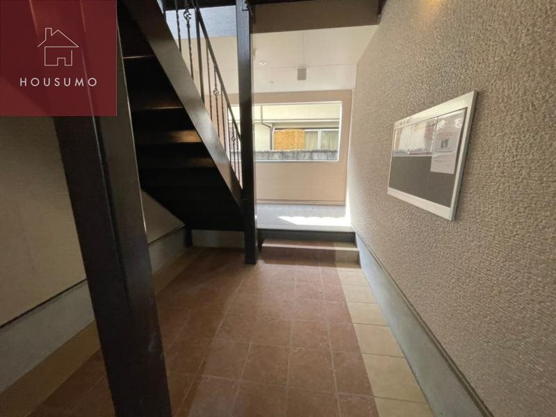 ロビー　落ち着いたロビーです