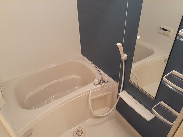 バス・シャワールーム　日々の疲れを癒すお風呂付です