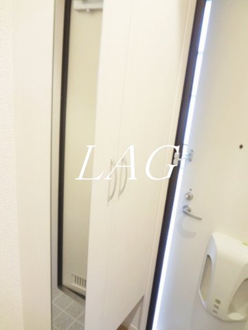 玄関　玄関です。