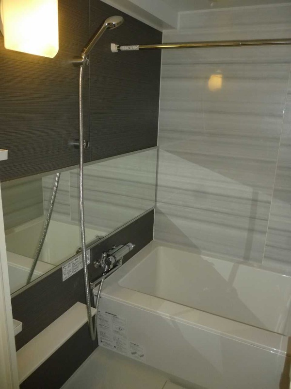 バス・シャワールーム　同型イメージ