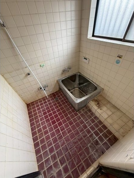 バス・シャワールーム　ゆったり過ごせるお風呂です