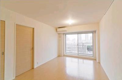 居室・リビング　参考写真（同建物）