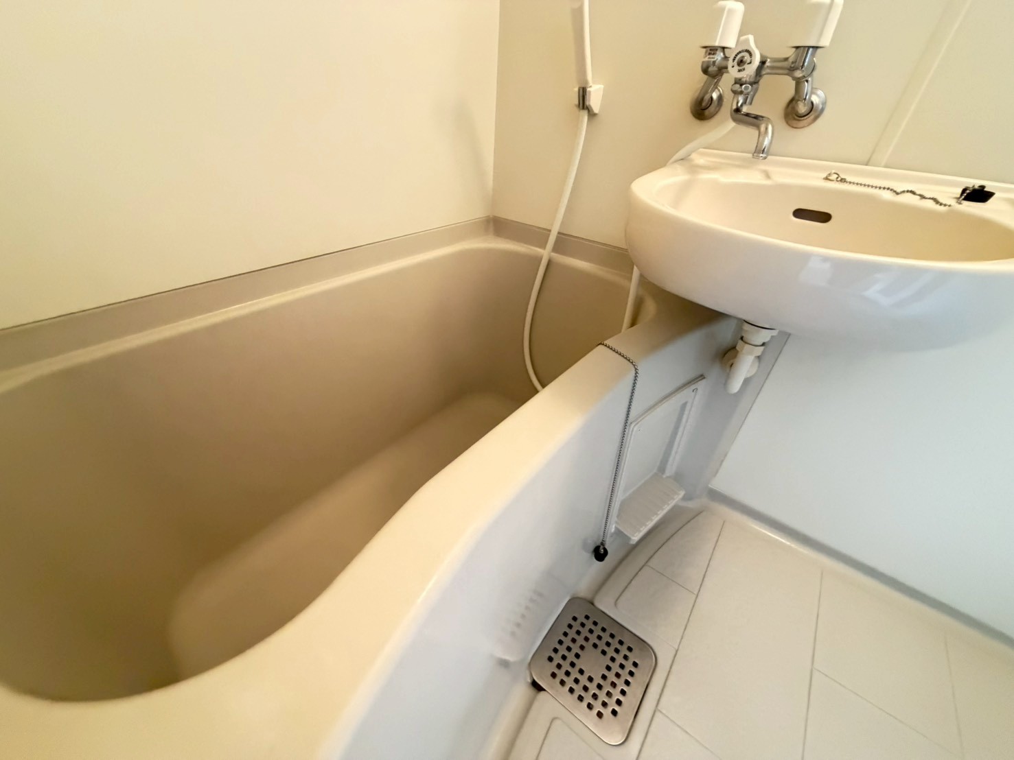 バス・シャワールーム　詳細は、RISUMO江坂本店までお問合せください♪