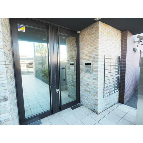 エントランス　オートロック付き♪