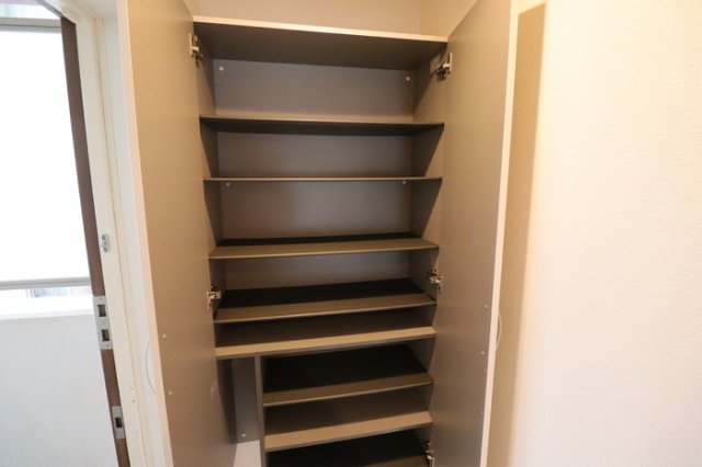 玄関　シューズボックス付き♪