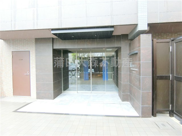 エントランス　防犯カメラTVモニター付オートロック宅配BOXメールBOX管