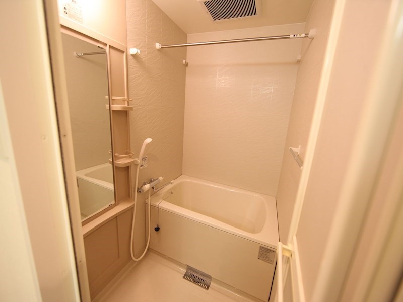 バス・シャワールーム　バスルーム　浴室暖房乾燥機付き