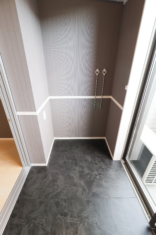 バルコニー　図面と現状に相違がある場合には現状を優先