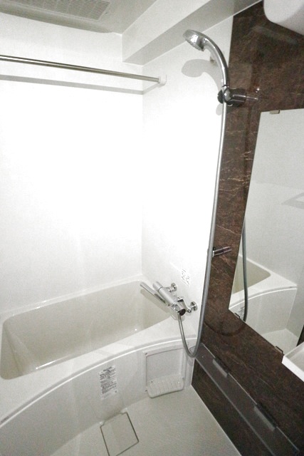 バス・シャワールーム　※写真は他号室です
