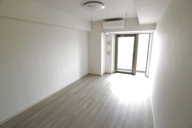 居室・リビング　※写真は他号室です