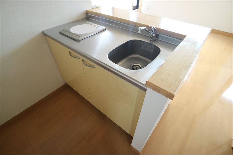 キッチン　※写真は同物件の別部屋です
