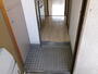 玄関　※別のお部屋の写真です。現況を優先させていただきます。