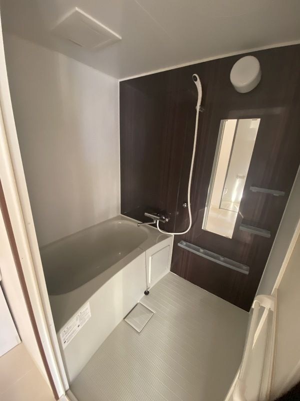 バス・シャワールーム　別部屋参考写真