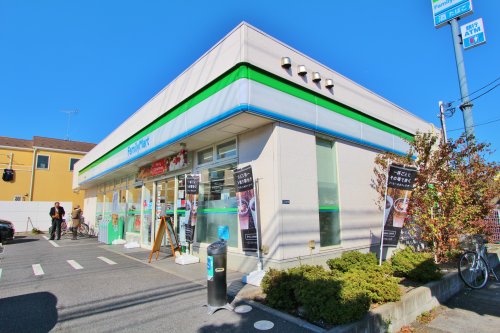 コンビニ　ファミリーマート 市川福栄店（コンビニ）まで308m