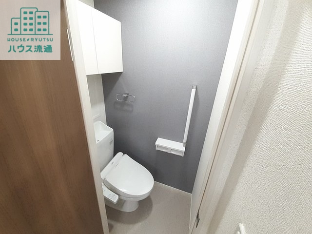 トイレ　※別号室のお写真です