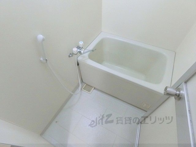 バス・シャワールーム　風呂