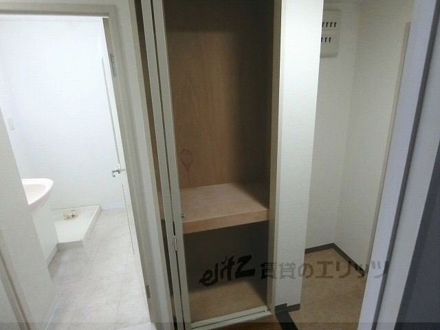 玄関　下駄箱