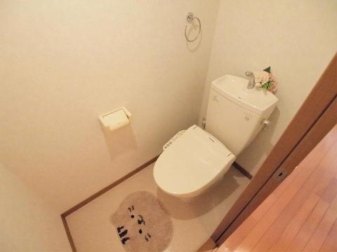トイレ　シャワー付トイレ