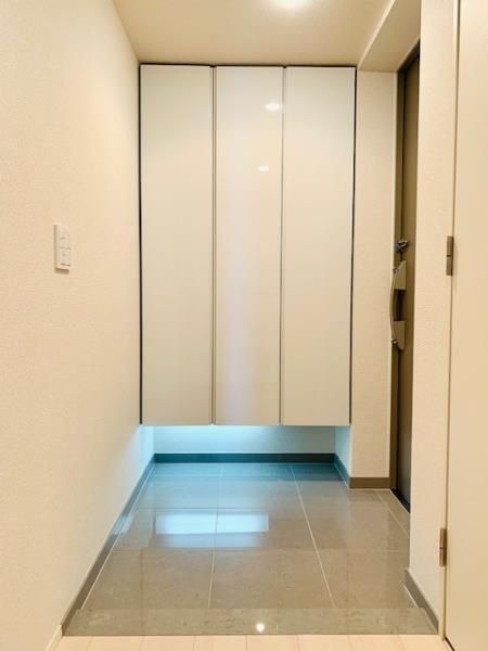 玄関　玄関
