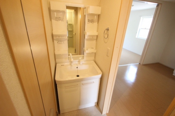 洗面設備　※別部屋の写真です