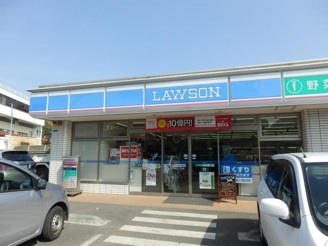 コンビニ　ローソン仲池上一丁目店（コンビニ）まで745m