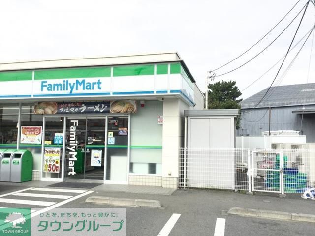 コンビニ　ファミリーマート羽鳥五丁目店（コンビニ）まで240m