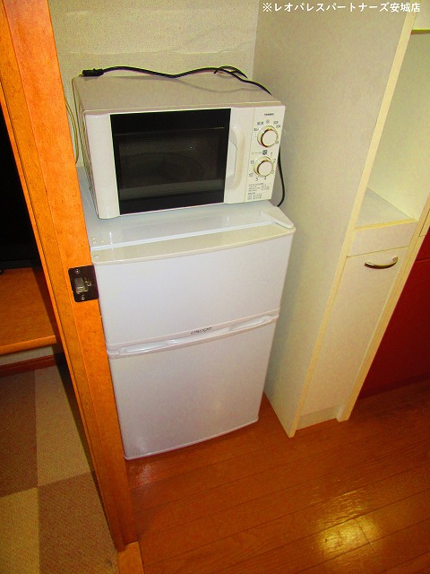 その他設備　電子レンジ、冷蔵庫