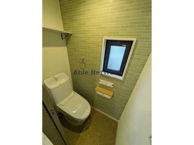 名鉄西尾線 福地駅 徒歩16分 2階建 築3年のトイレ写真