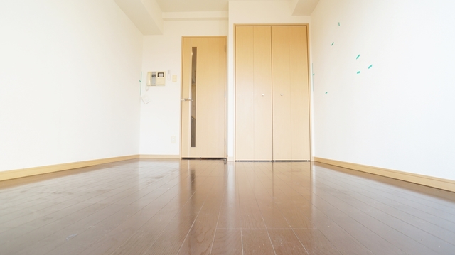 居室・リビング　参考写真（同建物別部屋のものです）