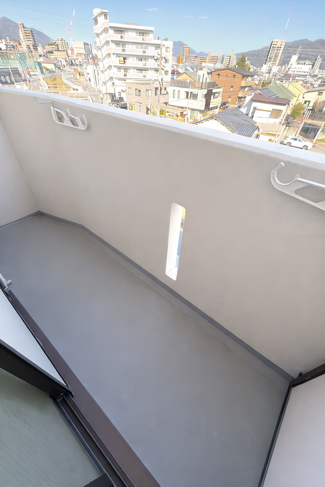 バルコニー　※同建物別部屋の写真