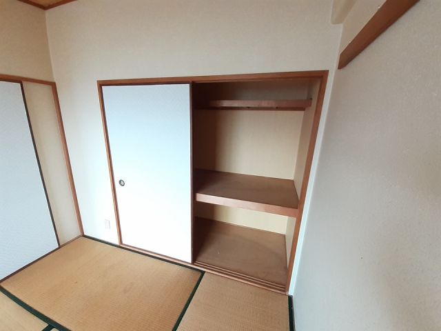 サンライズマンション岩出V 弐番館の内装写真