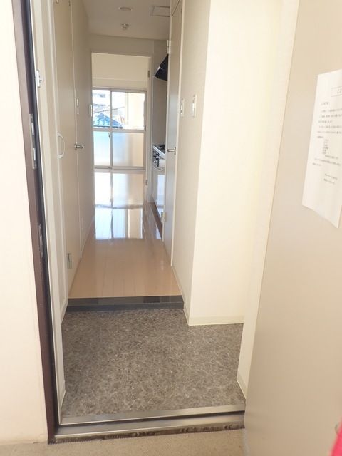 玄関　★お問い合わせはタウンハウジングまで★