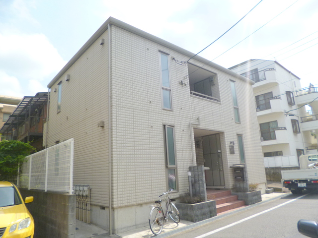 建物外観　藤が丘駅まで平坦な道で徒歩５分