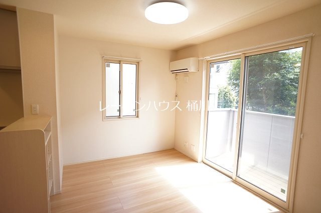 シエルブルーAの居間写真