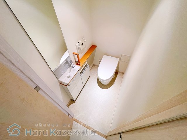 地下鉄桜通線 桜山駅 徒歩9分 4階建 築19年のトイレ写真