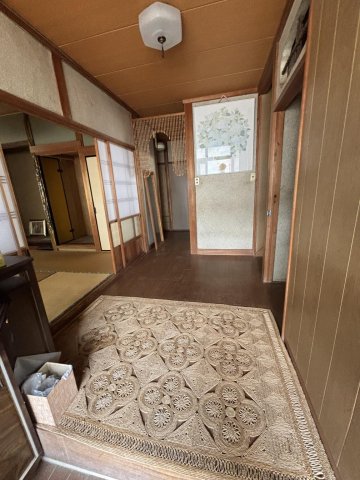 江津市都野津町戸建の玄関写真