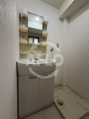 洗面設備　レジナコート　独立洗面台