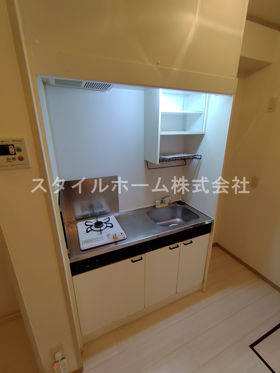 キッチン　別部屋写真です。