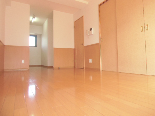 その他　お洒落な独立型システムキッチン完備☆