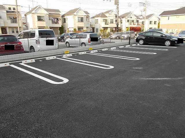 駐車場　敷地内駐車場です。