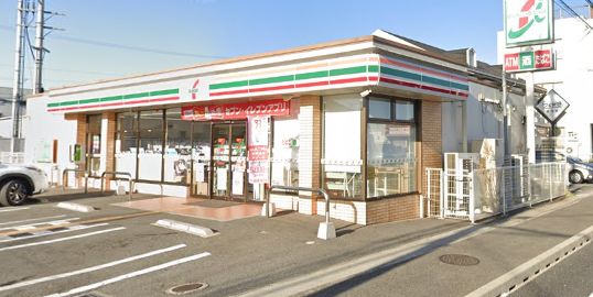 【姫路市飾磨区若宮町のマンションのコンビニ】