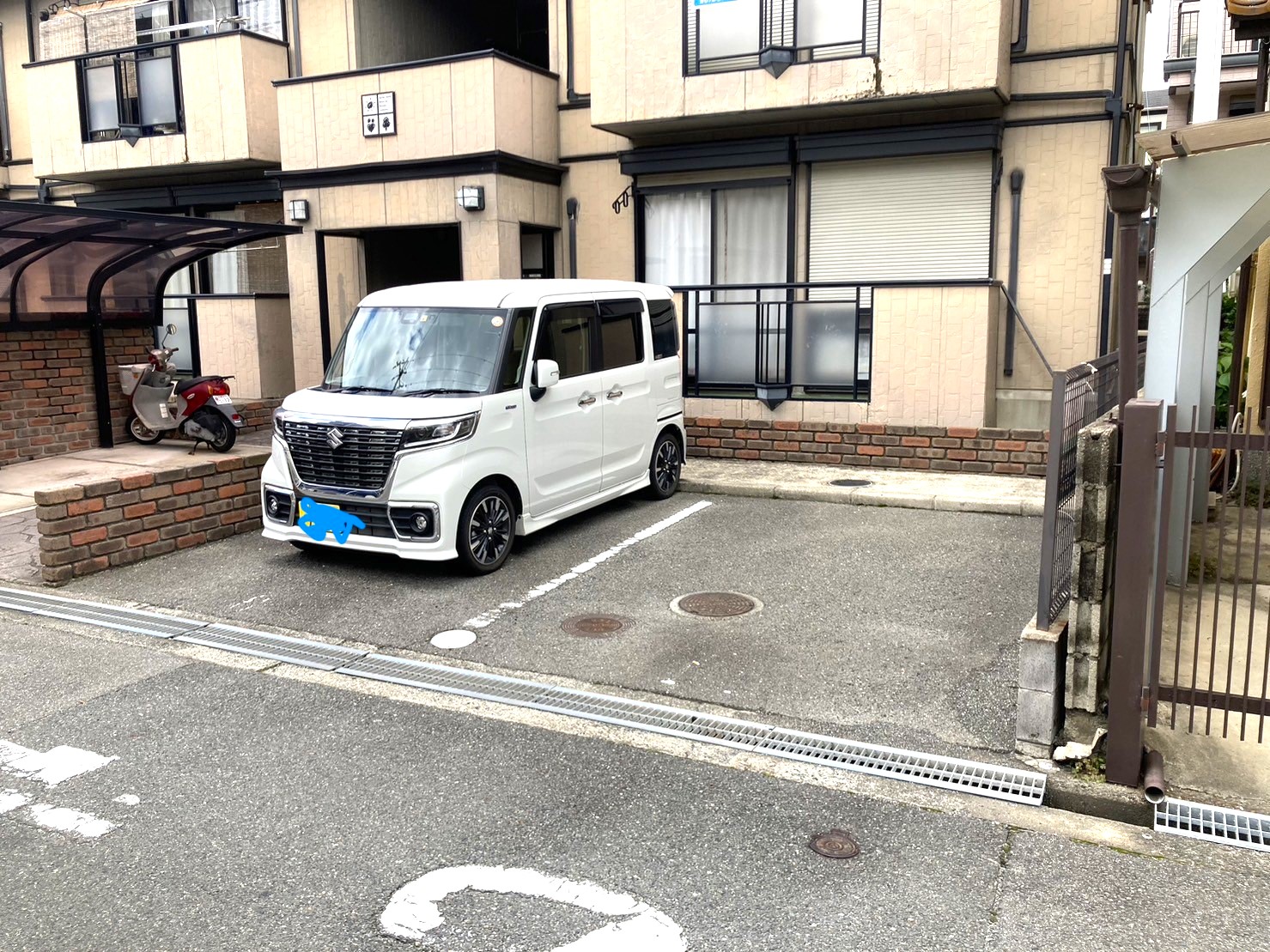 【リバーサイド大豊の駐車場】