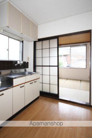 コーポ赤崎の居間写真