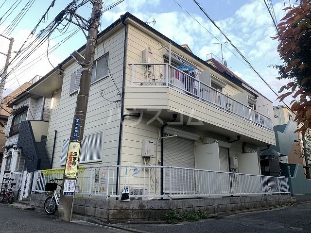 川崎市中原区今井南町のアパートの建物外観