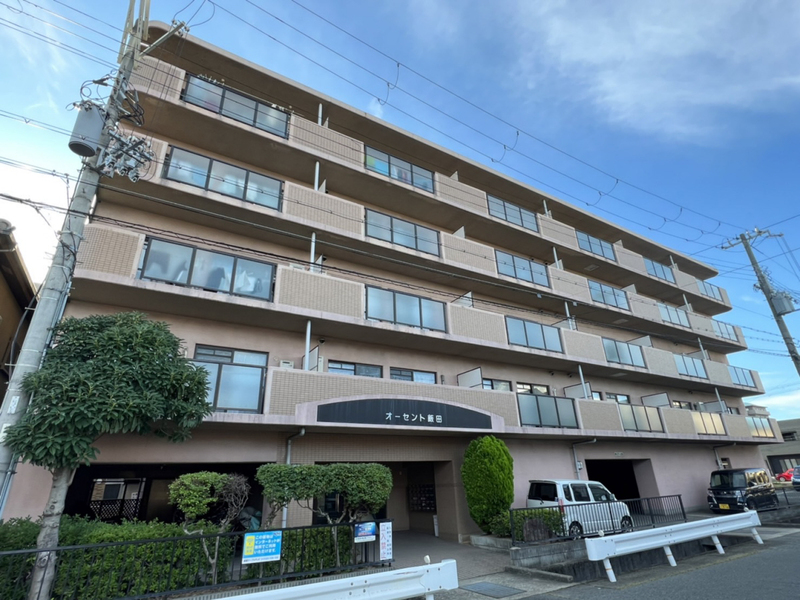姫路市飯田のマンションの建物外観