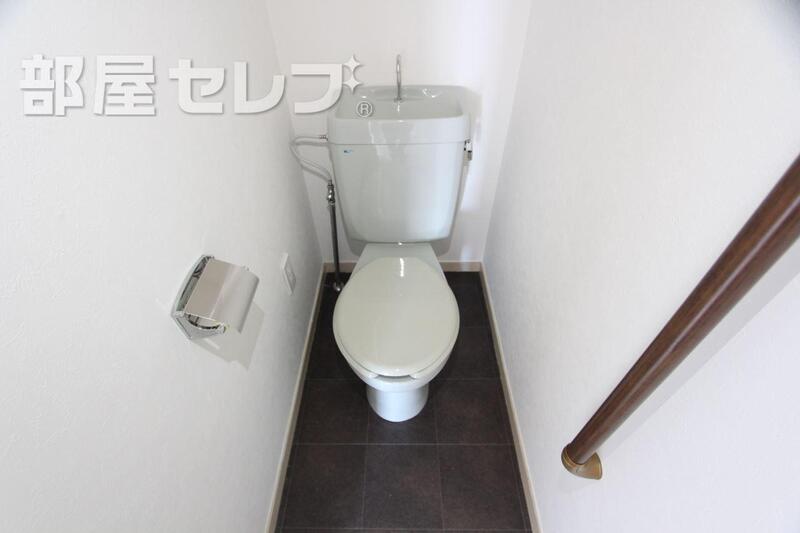 【パールアベニュー223のトイレ】